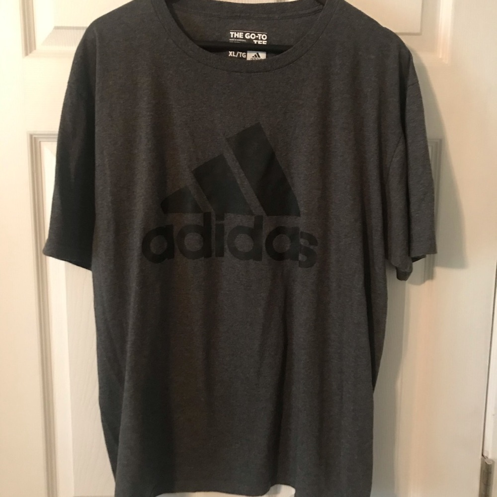 Adidas T-shirt